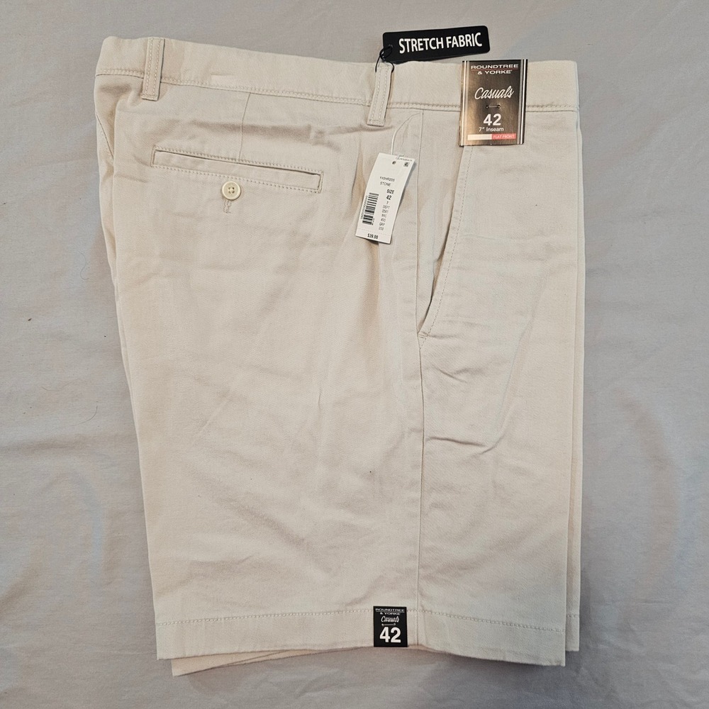 Roundtree & Yorke Size 42 Straight Fit Shorts Stone Beige 7" inseam NWT L878